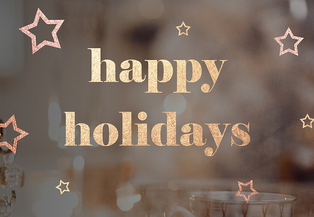 kellemes ünnepeket angolul, happy holidays