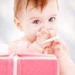 4 gyereknapi meglepetés babák számára